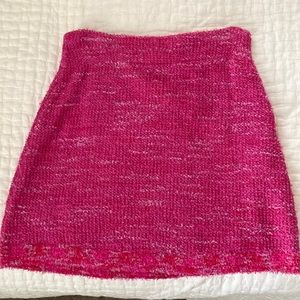 Kate Spade knit tweed skirt. Size XS. Never worn, new with tags. True pink.